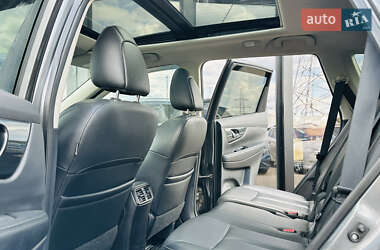 Внедорожник / Кроссовер Nissan Rogue 2015 в 