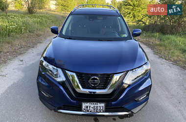 Внедорожник / Кроссовер Nissan Rogue 2020 в 