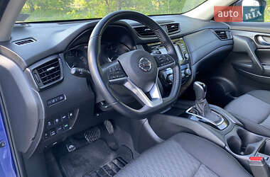 Внедорожник / Кроссовер Nissan Rogue 2020 в 