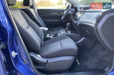 Внедорожник / Кроссовер Nissan Rogue 2020 в 