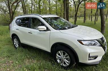 Внедорожник / Кроссовер Nissan Rogue 2015 в 
