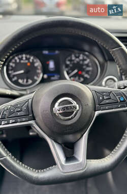 Позашляховик / Кросовер Nissan Rogue 2019 в 