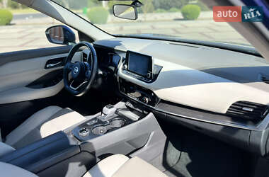 Позашляховик / Кросовер Nissan Rogue 2021 в 