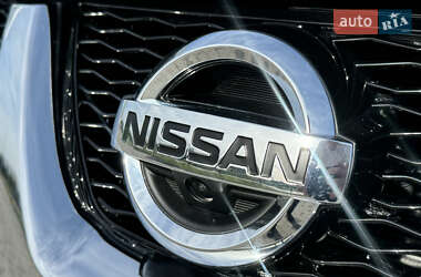 Внедорожник / Кроссовер Nissan Rogue 2015 в 