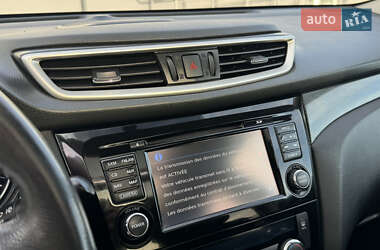 Внедорожник / Кроссовер Nissan Rogue 2015 в 