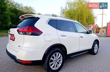 Позашляховик / Кросовер Nissan Rogue 2018 в 