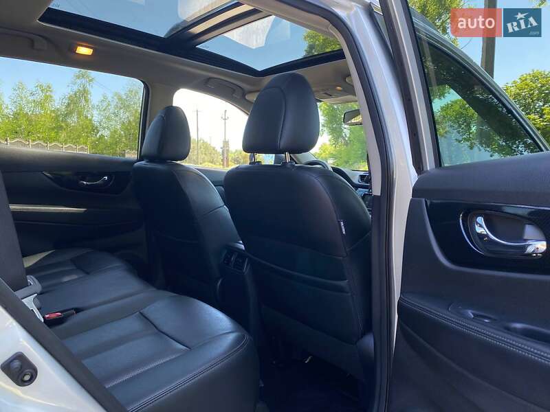 Позашляховик / Кросовер Nissan Rogue 2019 в Дніпрі