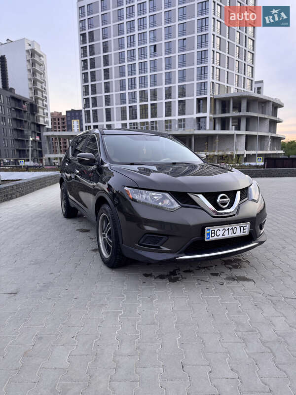 Внедорожник / Кроссовер Nissan Rogue 2014 в 