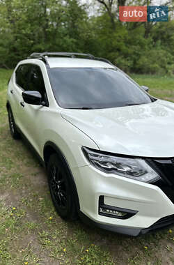 Позашляховик / Кросовер Nissan Rogue 2018 в 