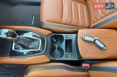 Внедорожник / Кроссовер Nissan Rogue 2017 в 