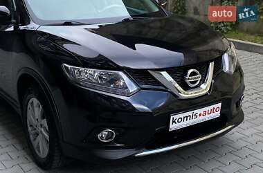 Позашляховик / Кросовер Nissan Rogue 2014 в 