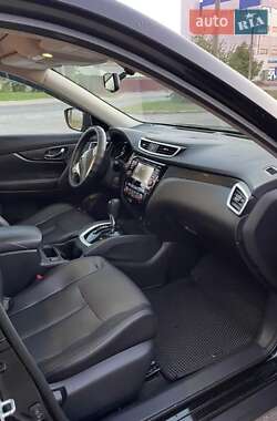 Позашляховик / Кросовер Nissan Rogue 2015 в 