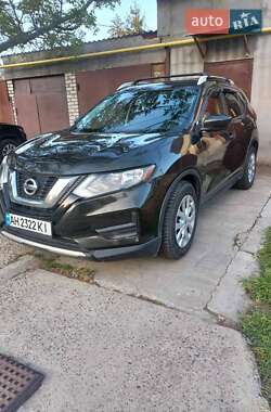 Позашляховик / Кросовер Nissan Rogue 2017 в Одесі