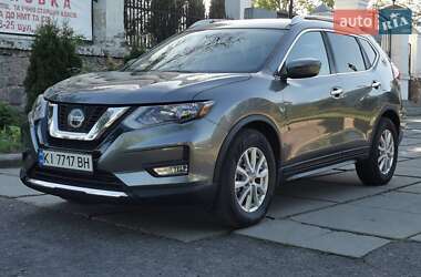 Позашляховик / Кросовер Nissan Rogue 2018 в Києві