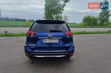 Внедорожник / Кроссовер Nissan Rogue 2018 в 