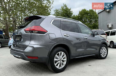 Позашляховик / Кросовер Nissan Rogue 2017 в 