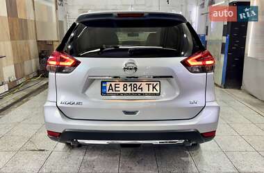 Позашляховик / Кросовер Nissan Rogue 2016 в 