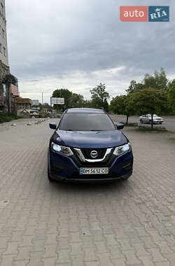 Внедорожник / Кроссовер Nissan Rogue 2017 в 