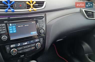 Позашляховик / Кросовер Nissan Rogue 2013 в 