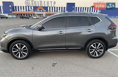 Внедорожник / Кроссовер Nissan Rogue 2019 в 