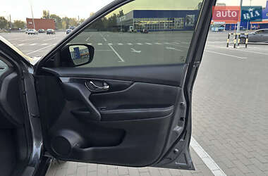 Внедорожник / Кроссовер Nissan Rogue 2019 в 