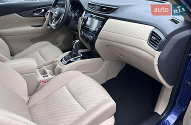 Внедорожник / Кроссовер Nissan Rogue 2020 в 