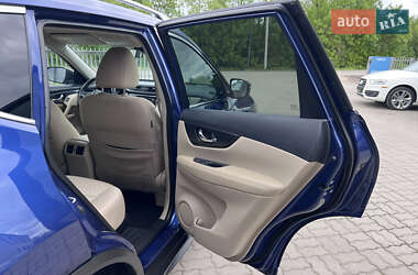 Внедорожник / Кроссовер Nissan Rogue 2020 в 