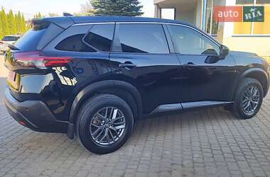 Внедорожник / Кроссовер Nissan Rogue 2021 в 