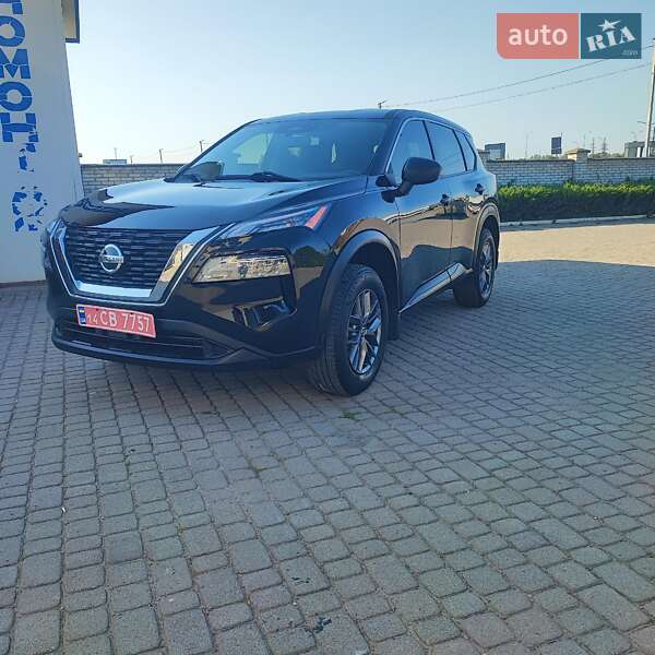 Позашляховик / Кросовер Nissan Rogue 2021 в Львові