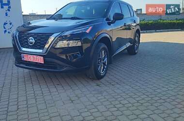 Внедорожник / Кроссовер Nissan Rogue 2021 в 