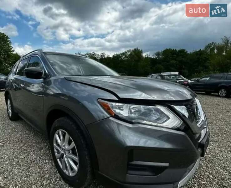 Позашляховик / Кросовер Nissan Rogue 2019 в Полтаві