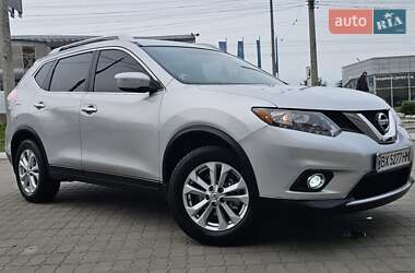 Позашляховик / Кросовер Nissan Rogue 2015 в 