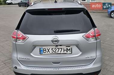 Позашляховик / Кросовер Nissan Rogue 2015 в 
