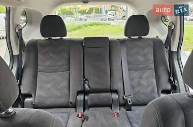 Позашляховик / Кросовер Nissan Rogue 2015 в 