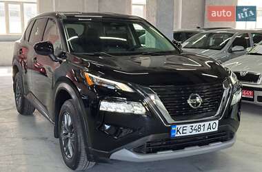 Внедорожник / Кроссовер Nissan Rogue 2020 в 