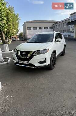 Позашляховик / Кросовер Nissan Rogue 2018 в Борисполі