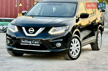 Позашляховик / Кросовер Nissan Rogue 2015 в 
