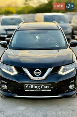 Позашляховик / Кросовер Nissan Rogue 2015 в 