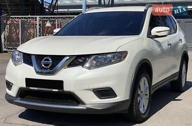 Внедорожник / Кроссовер Nissan Rogue 2016 в Харькове