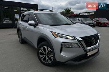 Внедорожник / Кроссовер Nissan Rogue 2021 в Львове