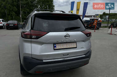 Позашляховик / Кросовер Nissan Rogue 2021 в 