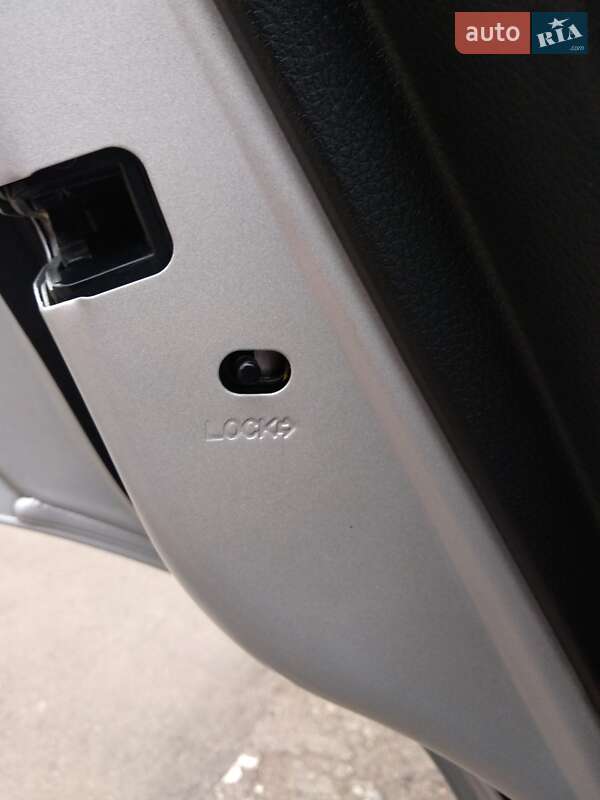 Внедорожник / Кроссовер Nissan Rogue 2015 в Виннице