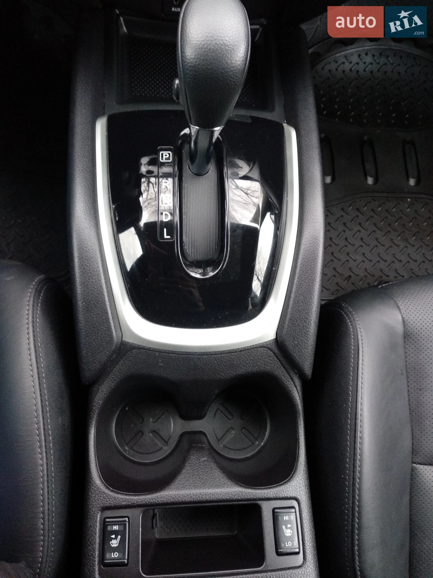 2015 Nissan Rogue - мініатюра 19