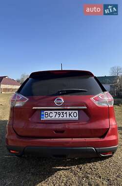 Позашляховик / Кросовер Nissan Rogue 2014 в 
