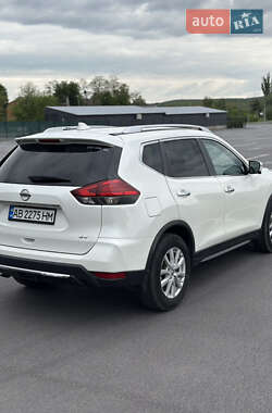 Позашляховик / Кросовер Nissan Rogue 2017 в 