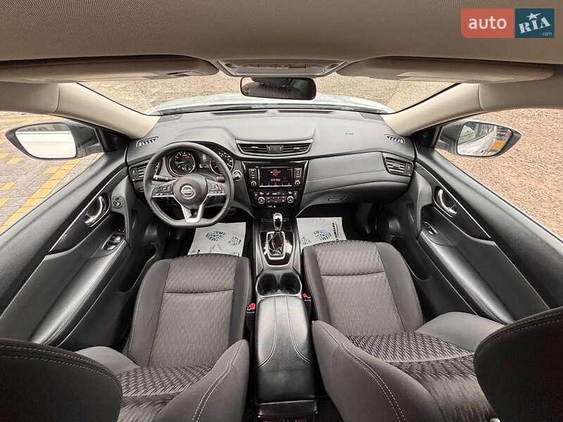 Позашляховик / Кросовер Nissan Rogue 2019 в Львові