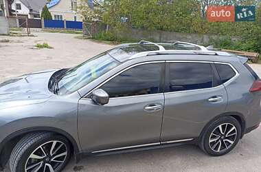 Внедорожник / Кроссовер Nissan Rogue 2019 в 