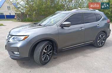 Внедорожник / Кроссовер Nissan Rogue 2019 в 