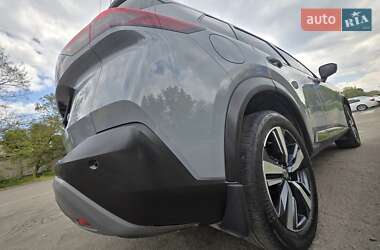 Позашляховик / Кросовер Nissan Rogue 2021 в 