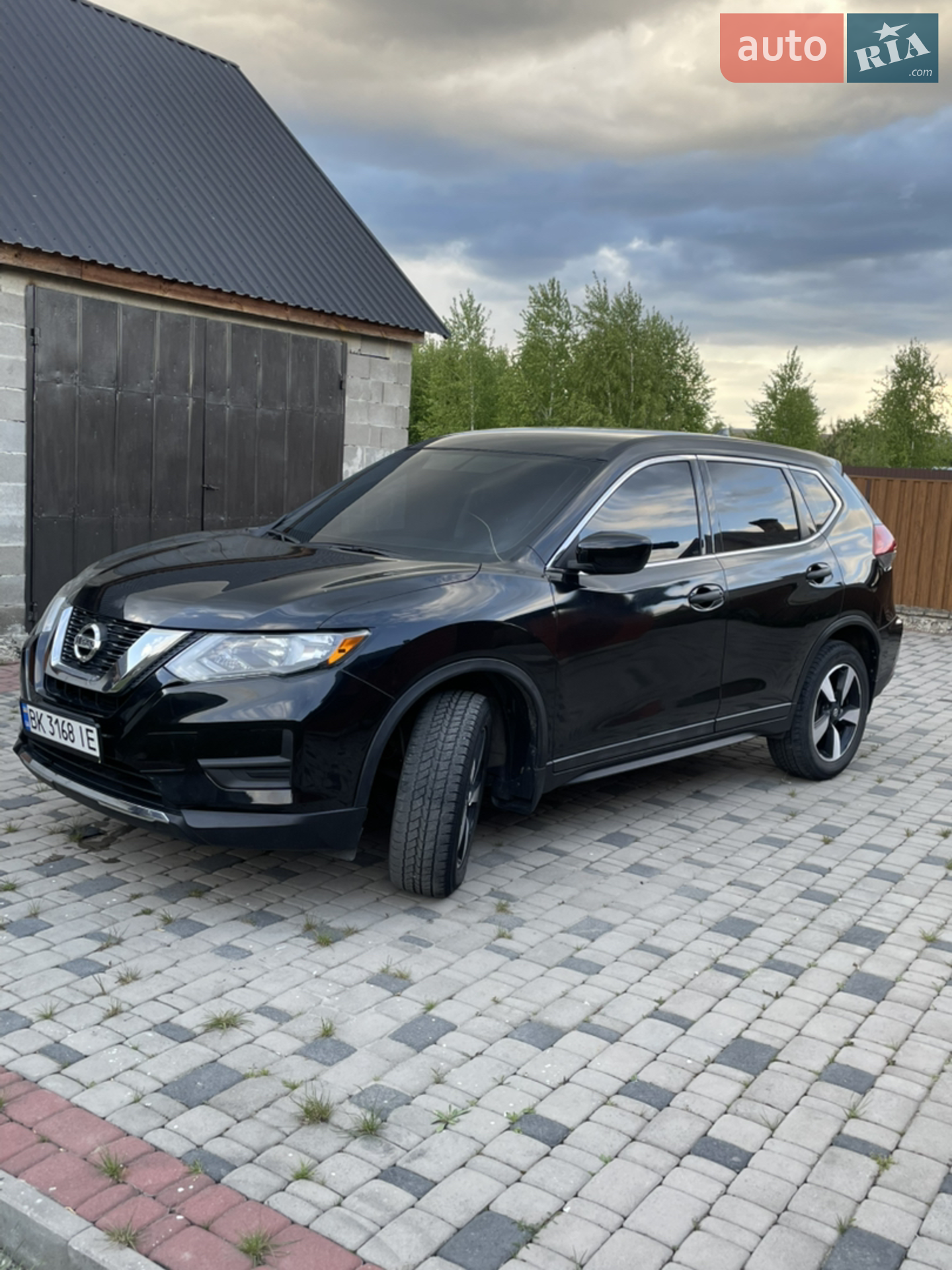 2017 Nissan Rogue - мініатюра 2